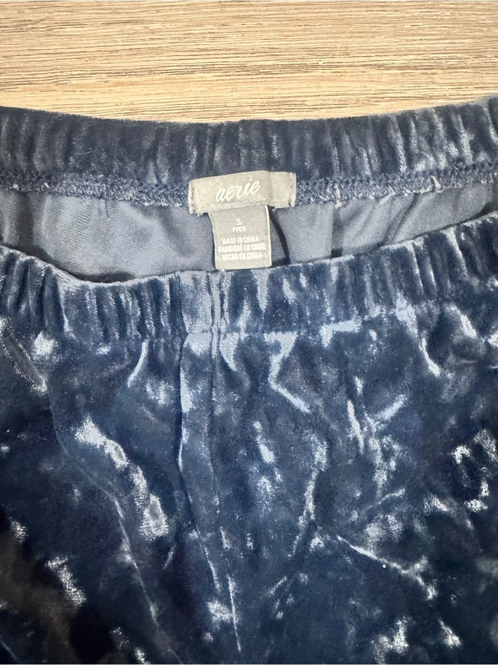 Aerie Navy Velvet Velour Lounge Shorts Size S Cozy Soft Girl